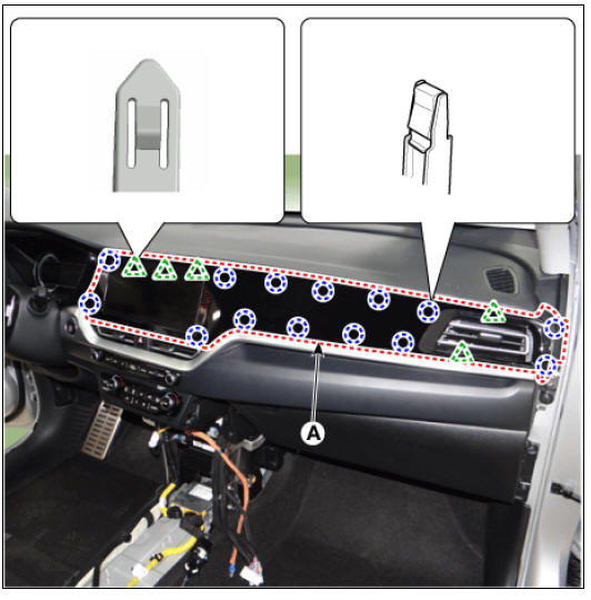 Steering column shroud upper panel