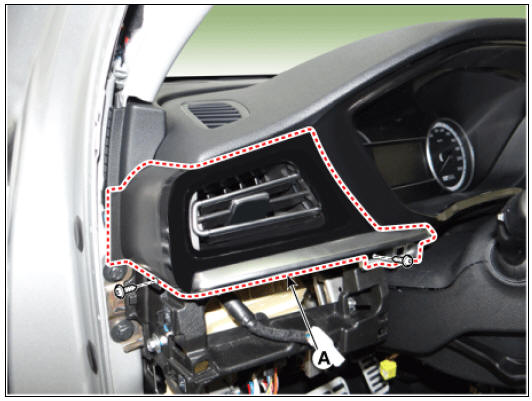 Steering column shroud upper panel